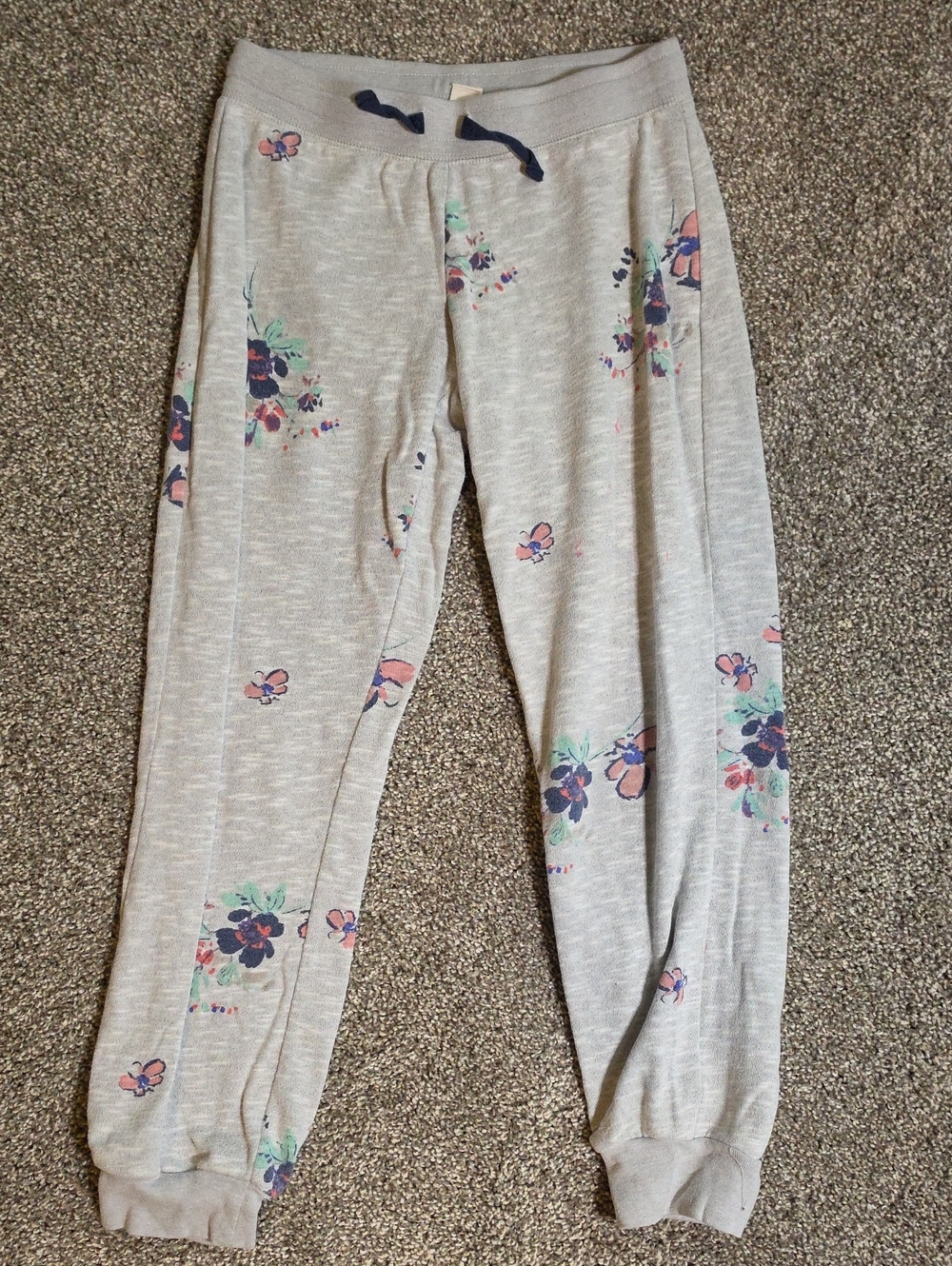 Kids Heather Gray Floral Jogger Pants - Pink & Blue Flower Print